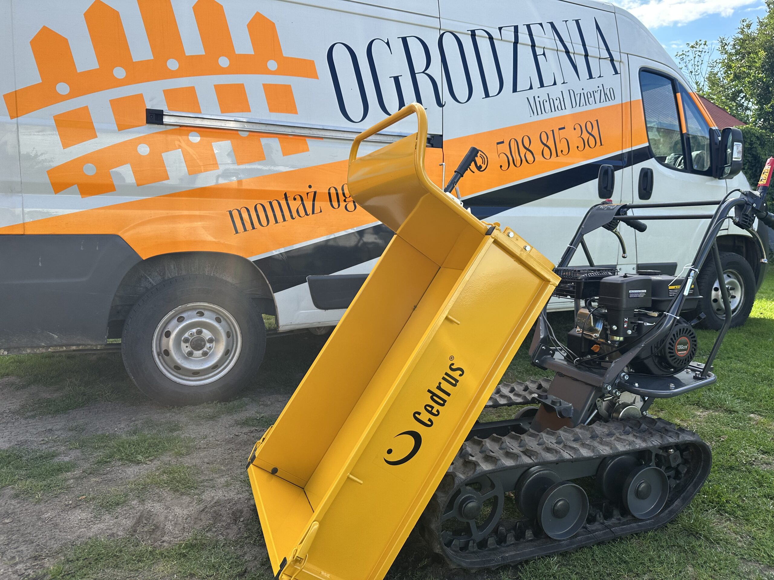 bus michał dzierżko i wózek cedrus